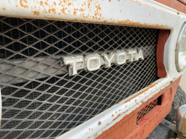 Toyota Land Cruiser 1974 image number 1