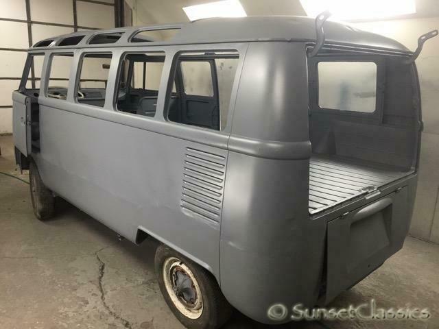 Volkswagen Bus/Vanagon 1966 image number 14