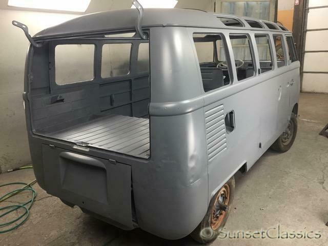 Volkswagen Bus/Vanagon 1966 image number 4