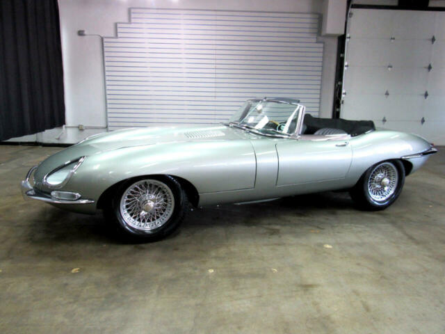 Jaguar XK-E 1967 image number 22