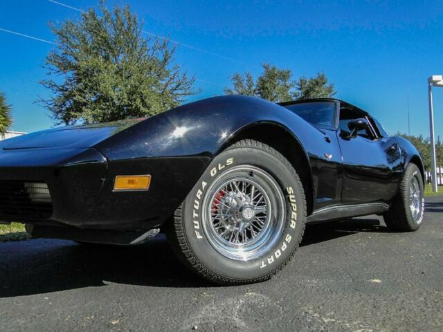 Chevrolet Corvette 1979 image number 29