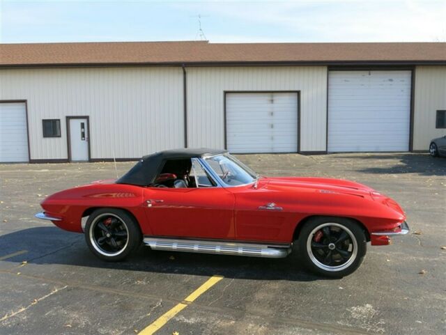 Chevrolet Corvette 1963 image number 15