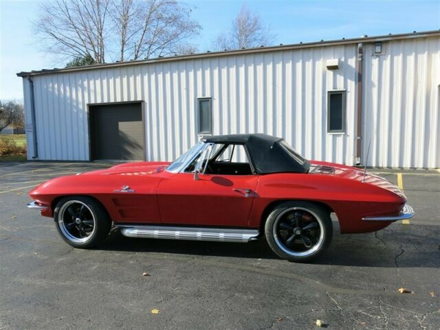 Chevrolet Corvette 1963 image number 29