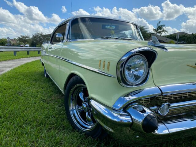 Chevrolet Bel Air/150/210 1957 image number 14