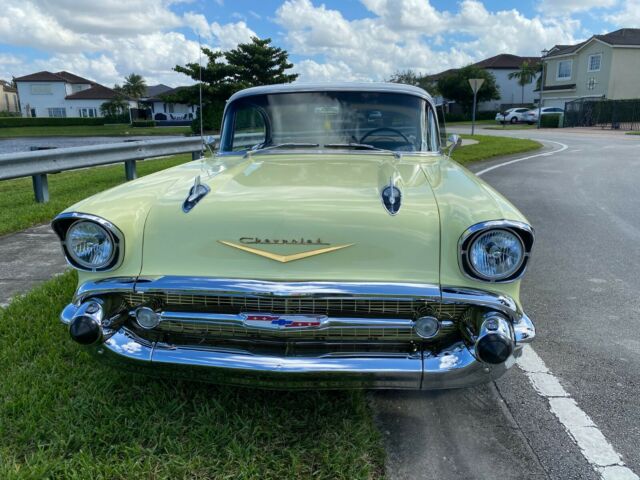 Chevrolet Bel Air/150/210 1957 image number 24