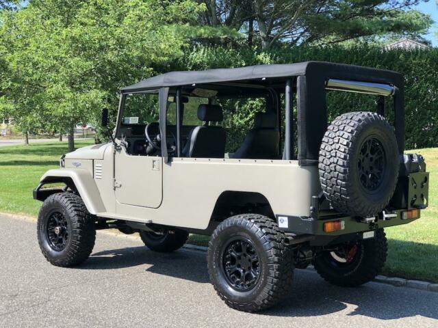 Toyota FJ43 1971 image number 40