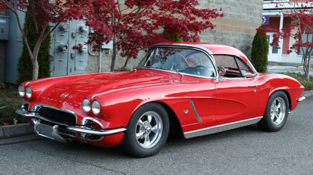 Chevrolet Corvette 1962 image number 0