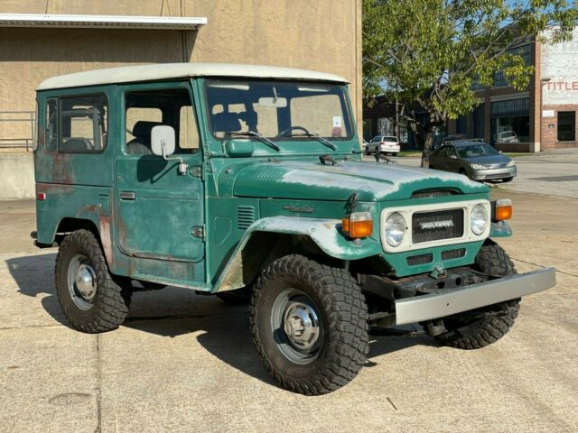 Toyota Land Cruiser 1979 image number 1