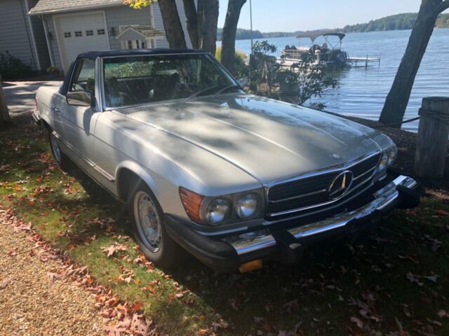 Mercedes-Benz SL-Class 1978 image number 7