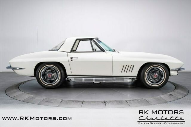 Chevrolet Corvette 1967 image number 42