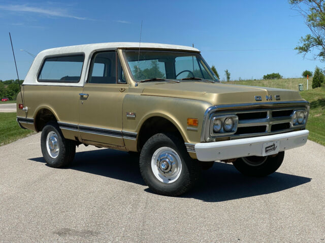 GMC Jimmy 1970 image number 25