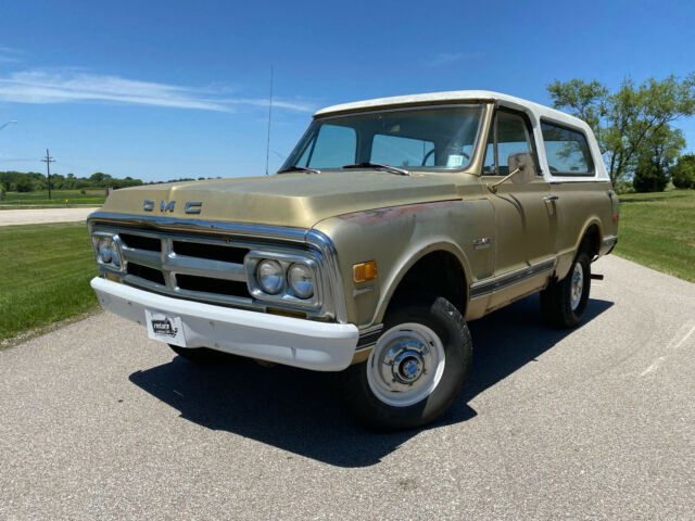 GMC Jimmy 1970 image number 3