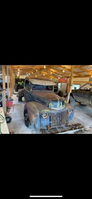 Ford 1 Ton Pickup 1946 image number 12