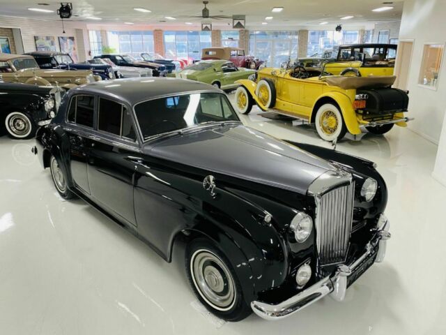 Bentley S1 Radford Countryman 1957 image number 26