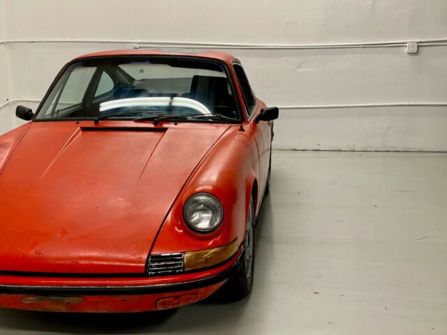 Porsche 911 1971 image number 3