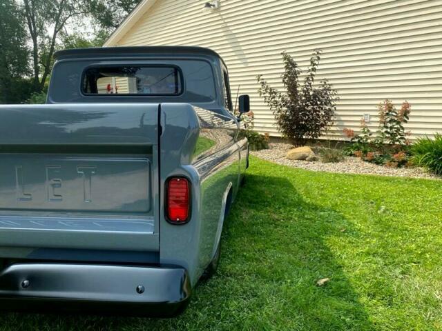 Chevrolet C-10 1965 image number 43