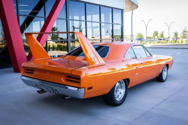 Plymouth Road Runner 1970 image number 25