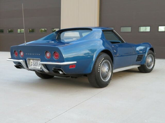 Chevrolet Corvette 1971 image number 28