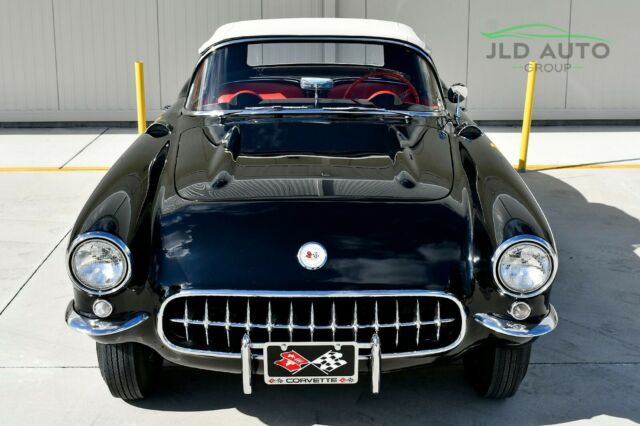 Chevrolet Corvette 1957 image number 24