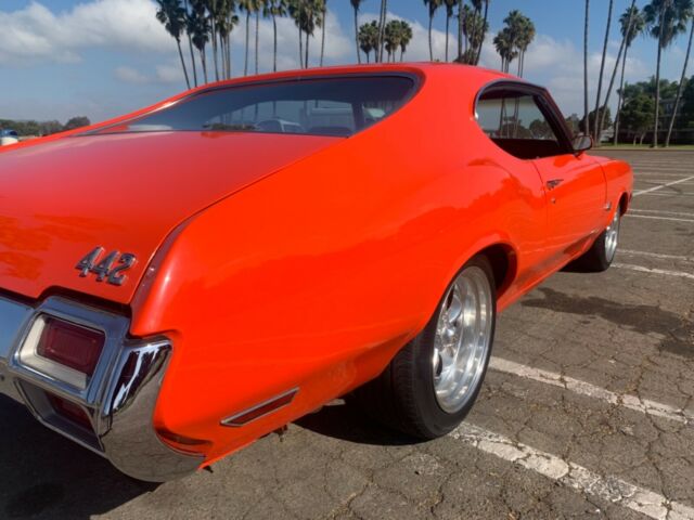 Oldsmobile Cutlass 1971 image number 29