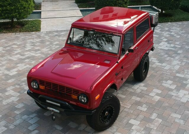 Ford Bronco 1972 image number 1