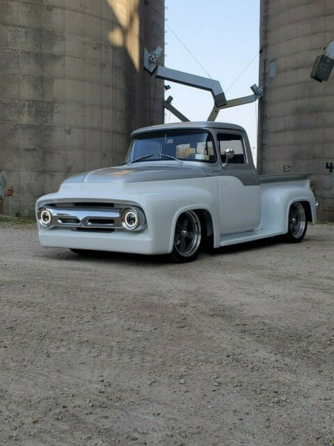 Ford F-100 1956 image number 2