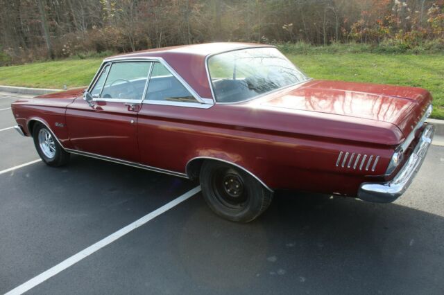 Plymouth Satellite 1965 image number 2