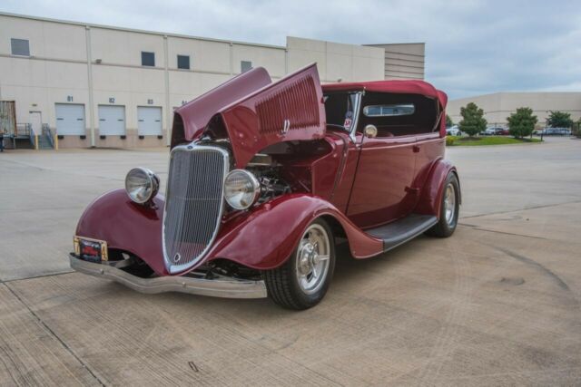 Ford Phaeton 1933 image number 36