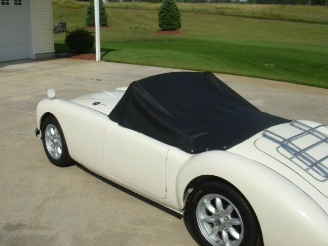 MG MGA 1962 image number 12