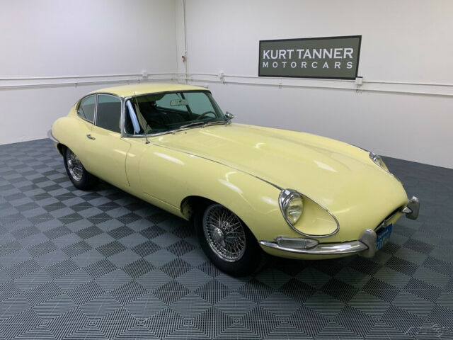 Jaguar E-Type 1967 image number 0