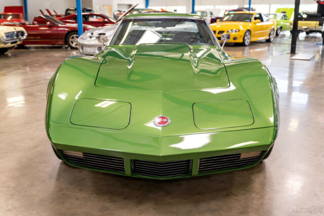 Chevrolet Corvette 1973 image number 10