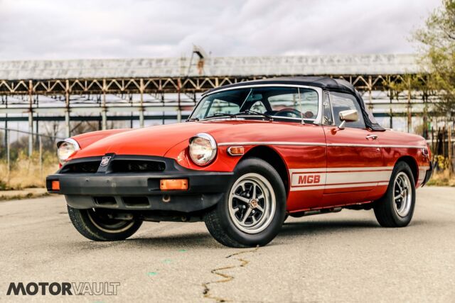 MG MGB 1977 image number 0