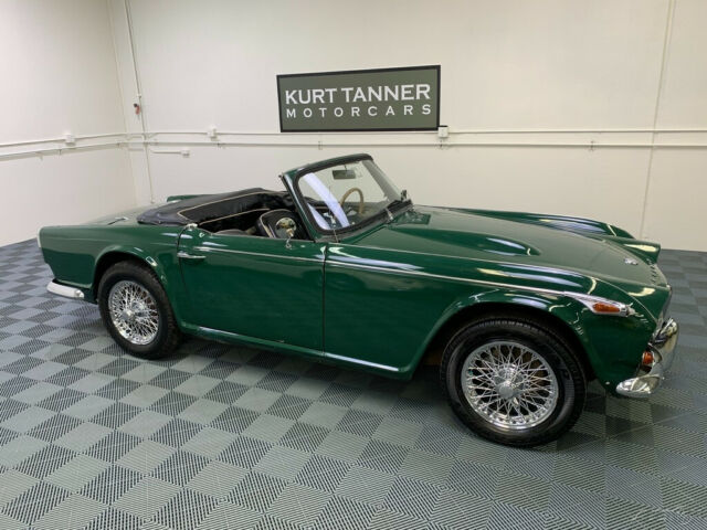 Triumph TR4 1967 image number 18