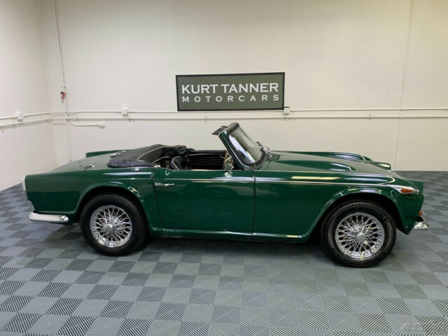 Triumph TR4 1967 image number 19