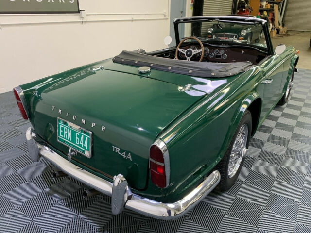 Triumph TR4 1967 image number 21