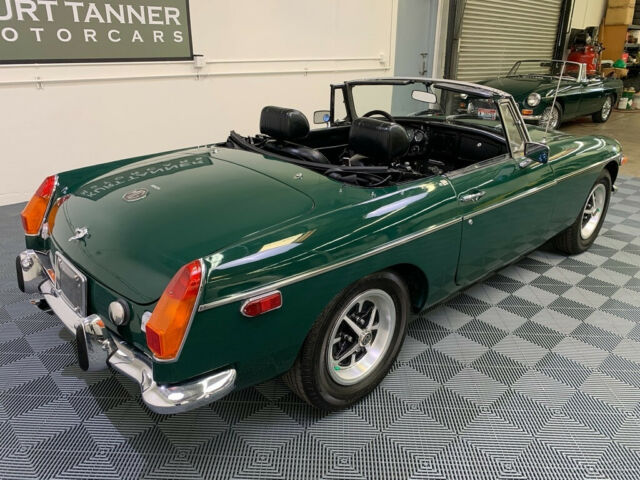 MG MGB 1973 image number 20