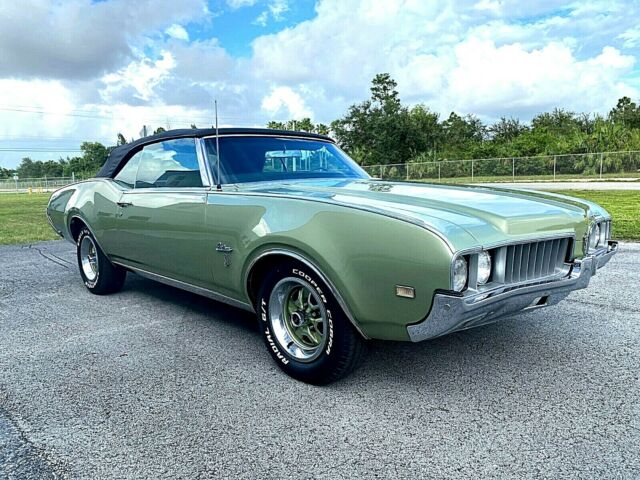 Oldsmobile Cutlass 1969 image number 32