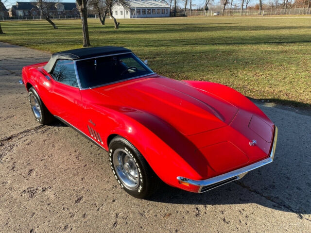 Chevrolet Corvette 1969 image number 10