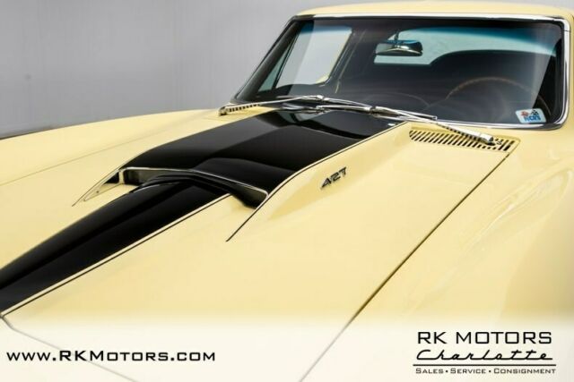 Chevrolet Corvette 1967 image number 17