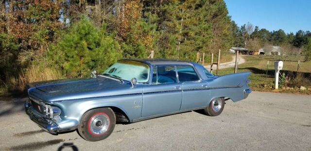 Chrysler Imperial 1961 image number 12