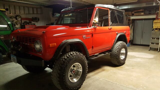 Ford Bronco 1976 image number 2