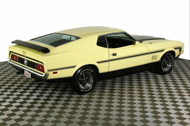 Ford Mustang 1971 image number 32