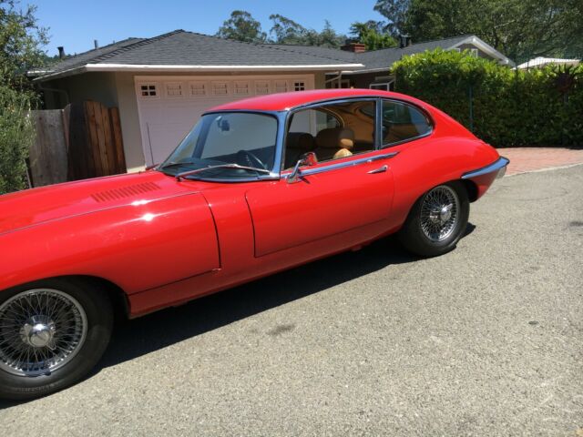 Jaguar E-Type 1969 image number 37