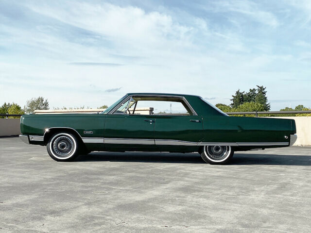 Plymouth Fury 1968 image number 2