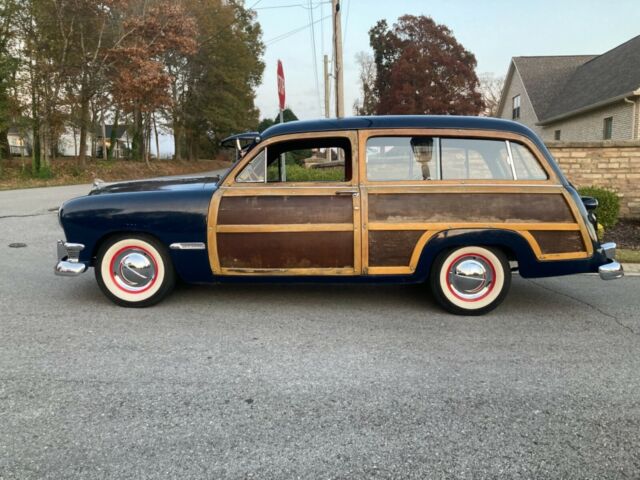 Ford Country Squire 1950 image number 2