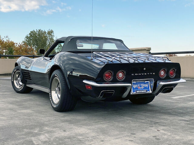 Chevrolet Corvette 1972 image number 12