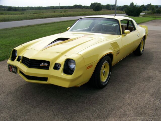 Chevrolet Camaro 1978 image number 2