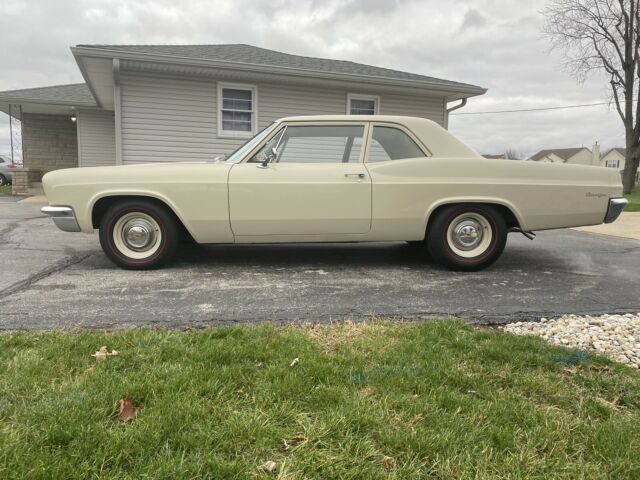 Chevrolet Biscayne Automatic 1966 image number 0