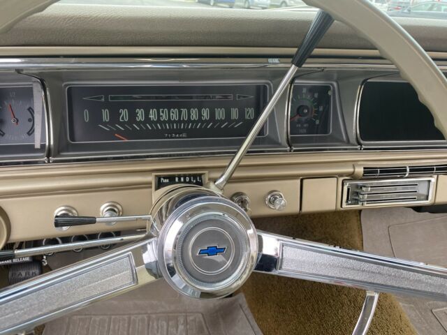 Chevrolet Biscayne Automatic 1966 image number 11