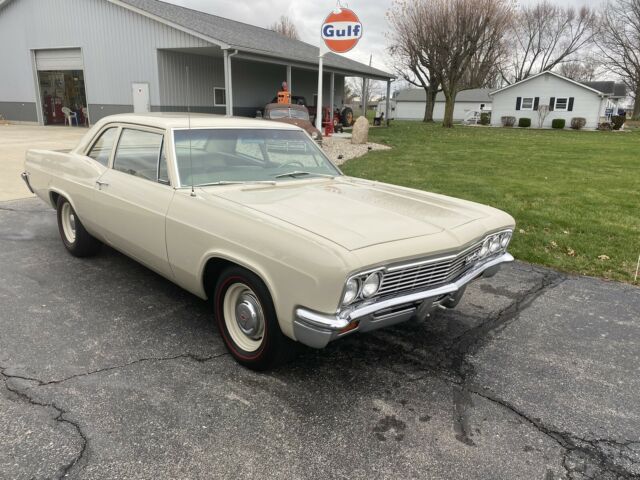 Chevrolet Biscayne Automatic 1966 image number 2